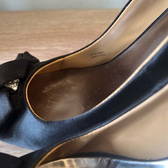 Badgley Mischka Black Heels - Picture 4 of 12